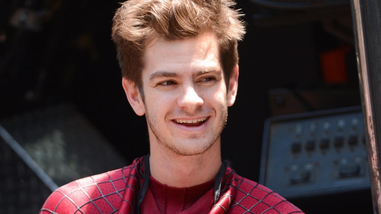 Andrew garfield emma stone oscar oscars cried speech received tears her